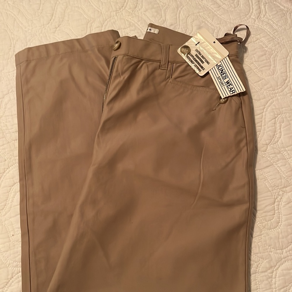 Jones Wear Sport stretch size 12 camel NWT